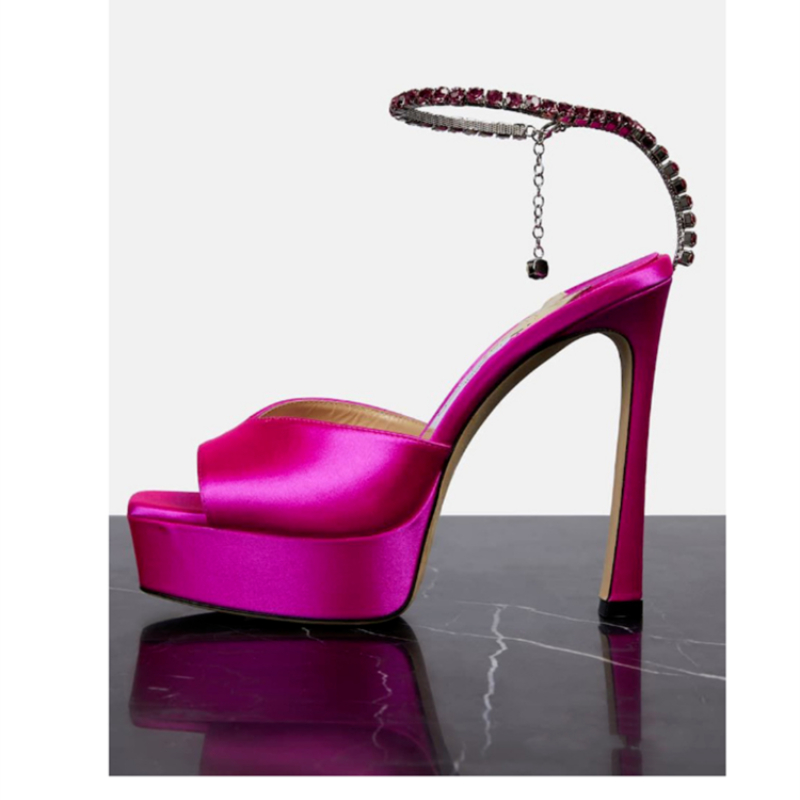 Sandalias con diamantes de agu - Women Shoes Brand reseña y precio