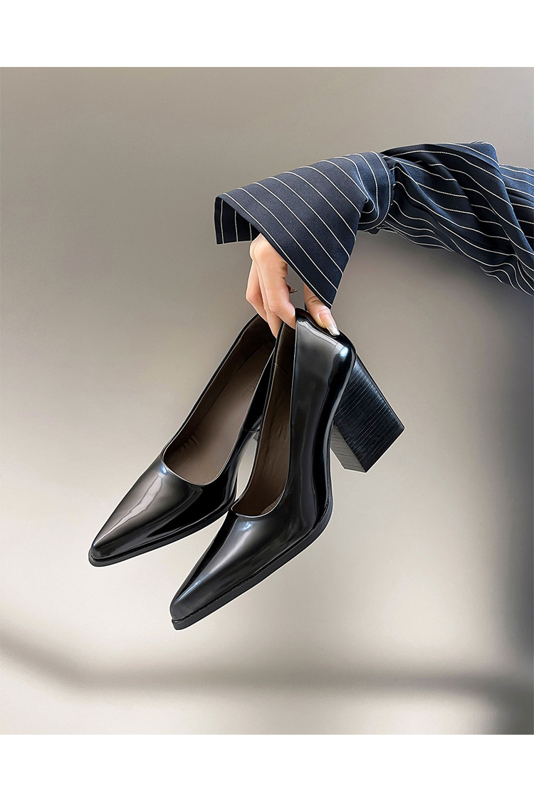 2026 Zapatos de tacón básicos  - Court Heel Pointed reseña y precio