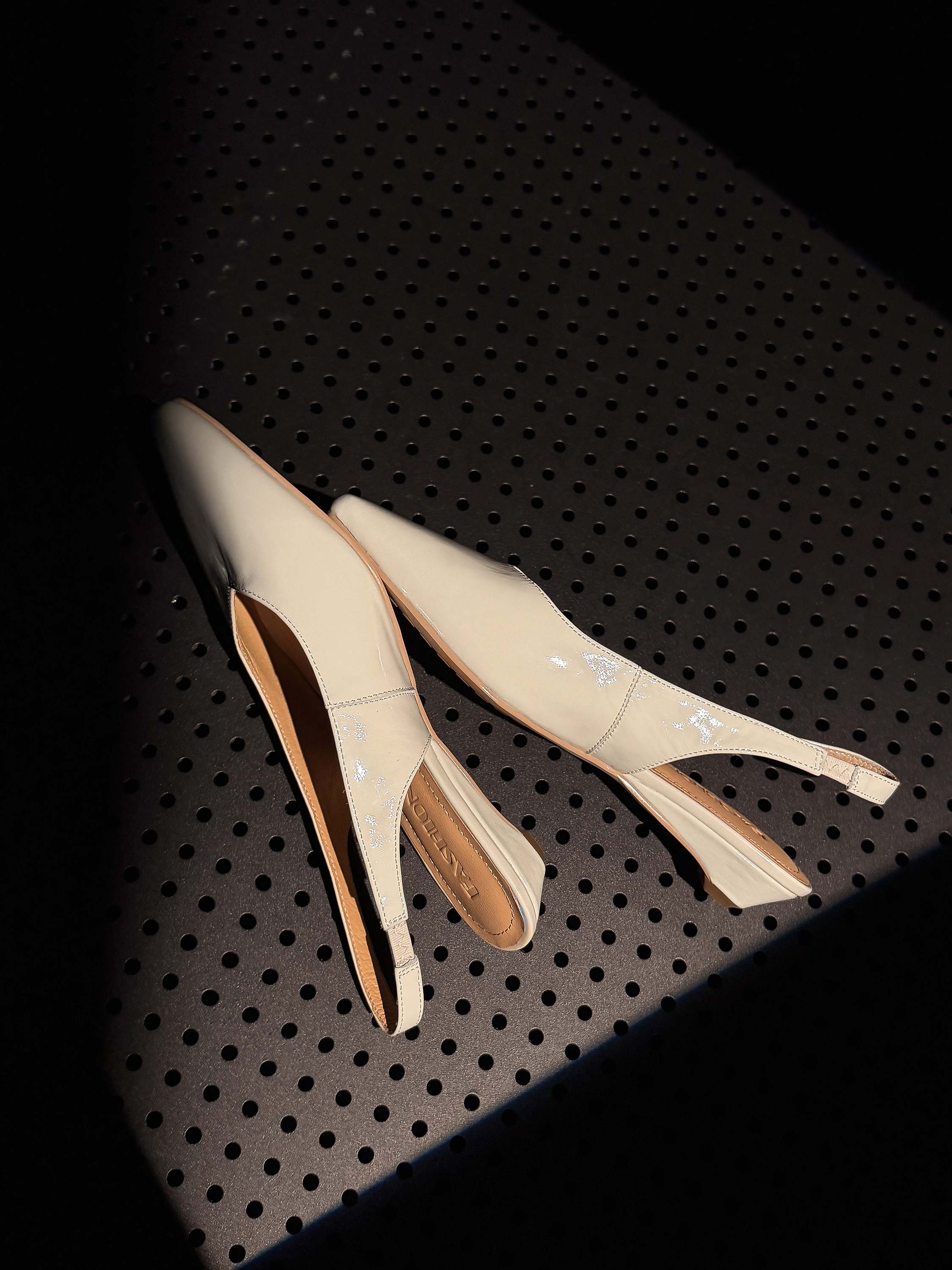 Zapatos de Tacón Bajo Lenkisen - Women Shoes Brand reseña y precio
