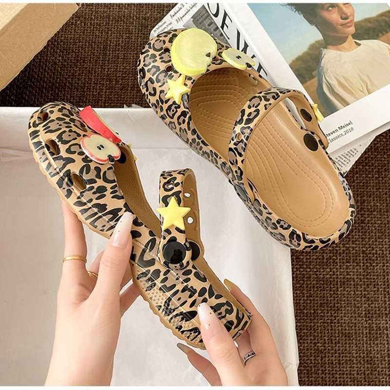 Zuecos Retro con Estampado de  - Women'S Shoes Water Resistant reseña y precio