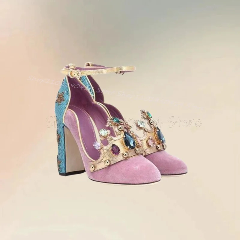 Zapatos de tacón con diseño de - Court Heel Pointed reseña y precio
